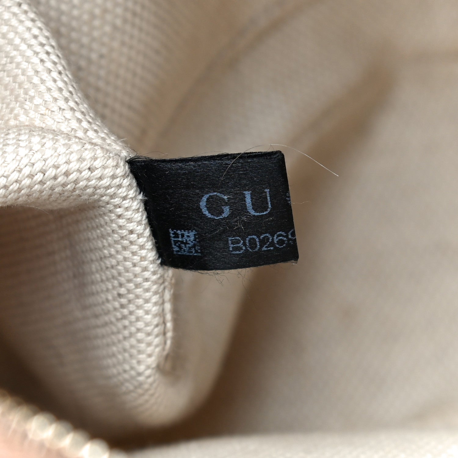 Gucci Pebbled Calfskin Small Soho Disco Bag Camelia 13 of 24