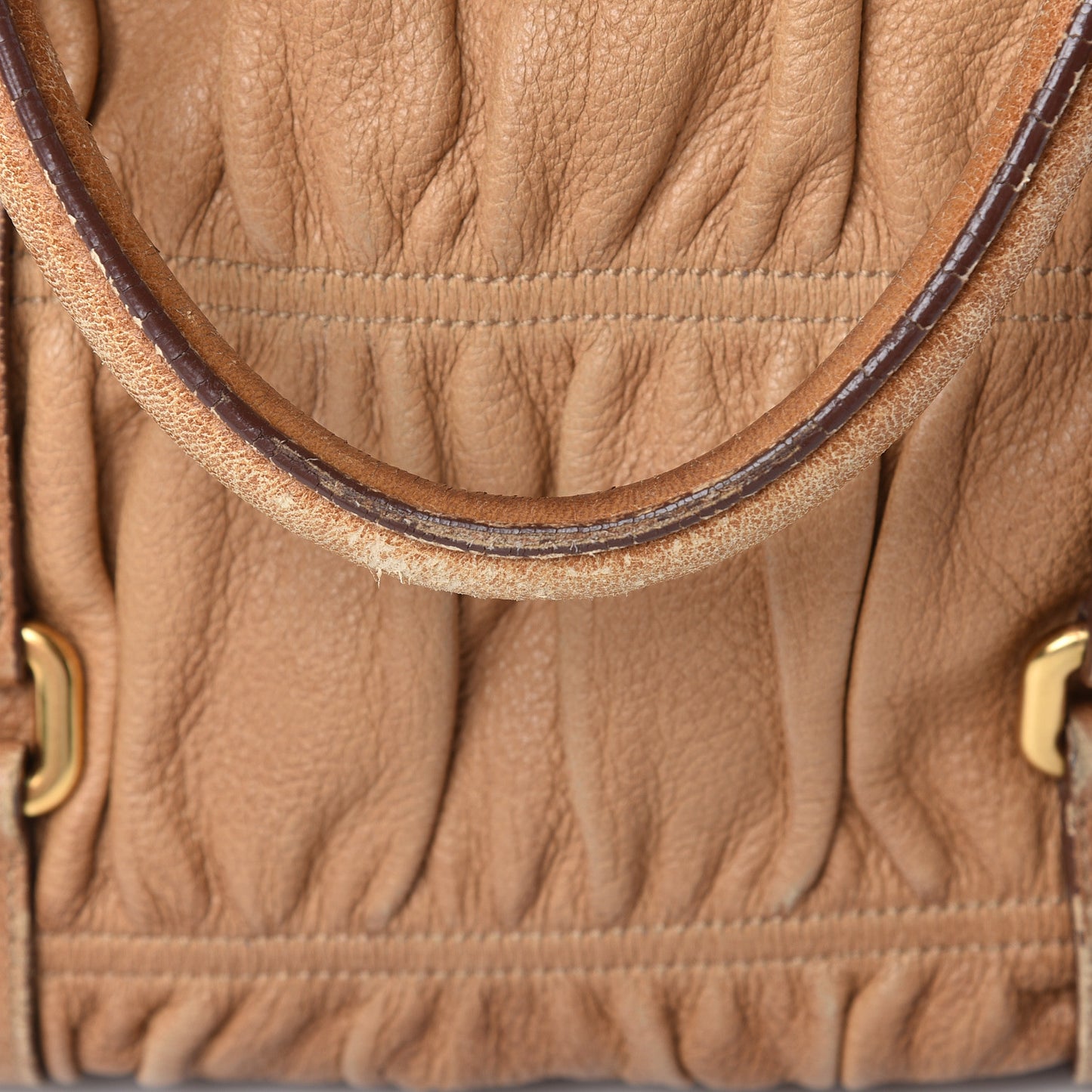 Cervo Deerskin Gaufre Dome Satchel Naturale