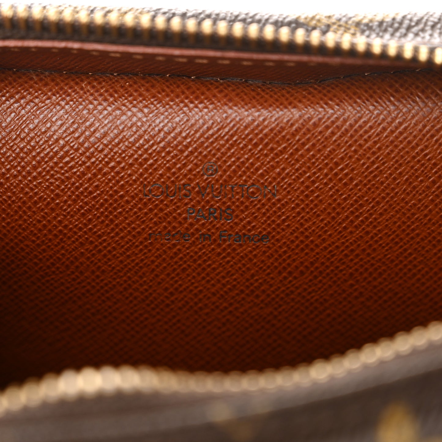 Monogram Amazone