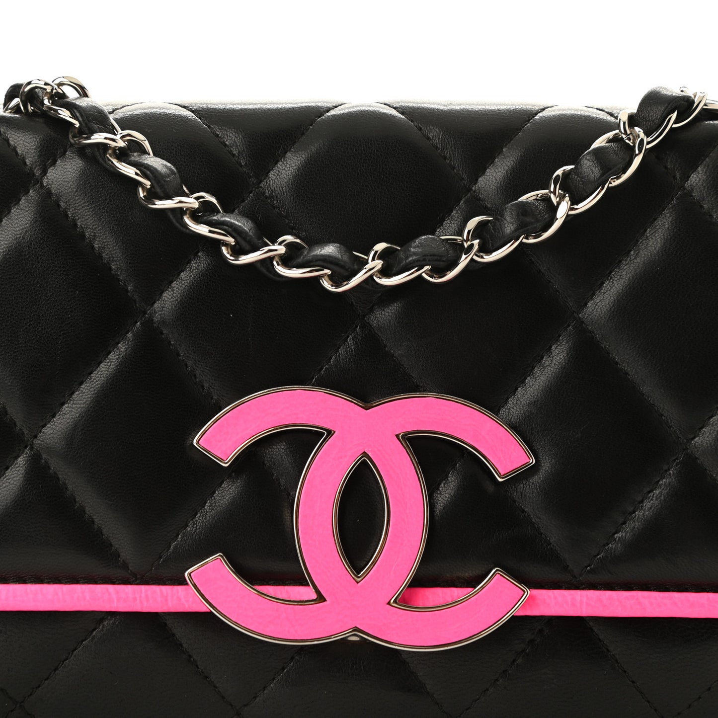 Lambskin Enamel Divine Medium Flap Black Pink