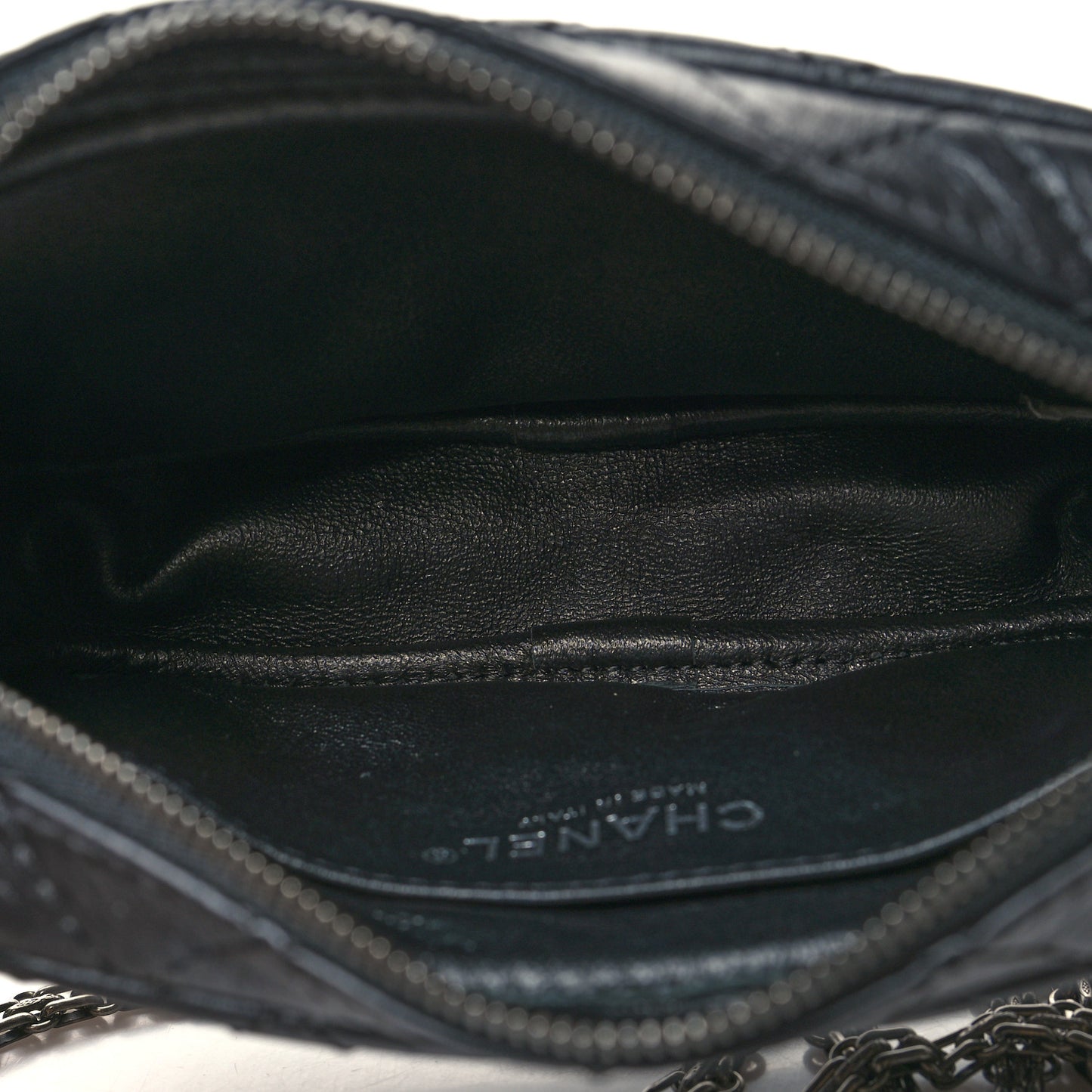 Aged Calfskin Quilted Mini Reissue Camera Case Black