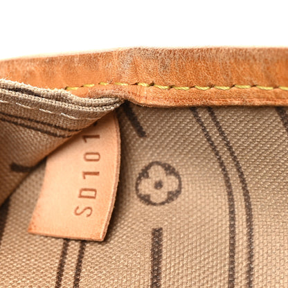Louis Vuitton Monogram Neverfull MM 7 of 10