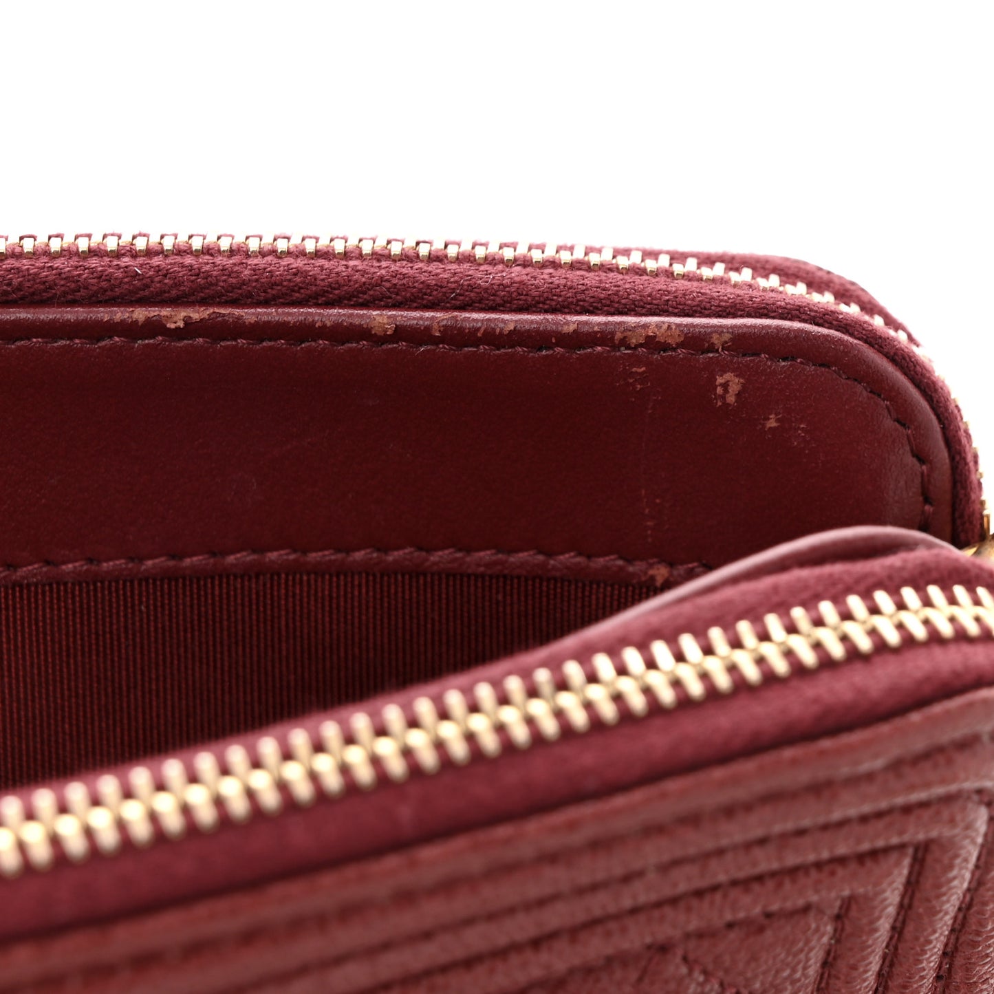 Caviar Quilted Small Boy Clutch With Chain Burgundy