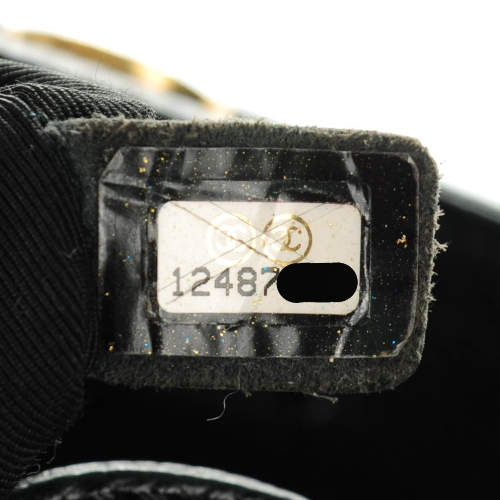 Caviar Petit Shopping Tote PST Black