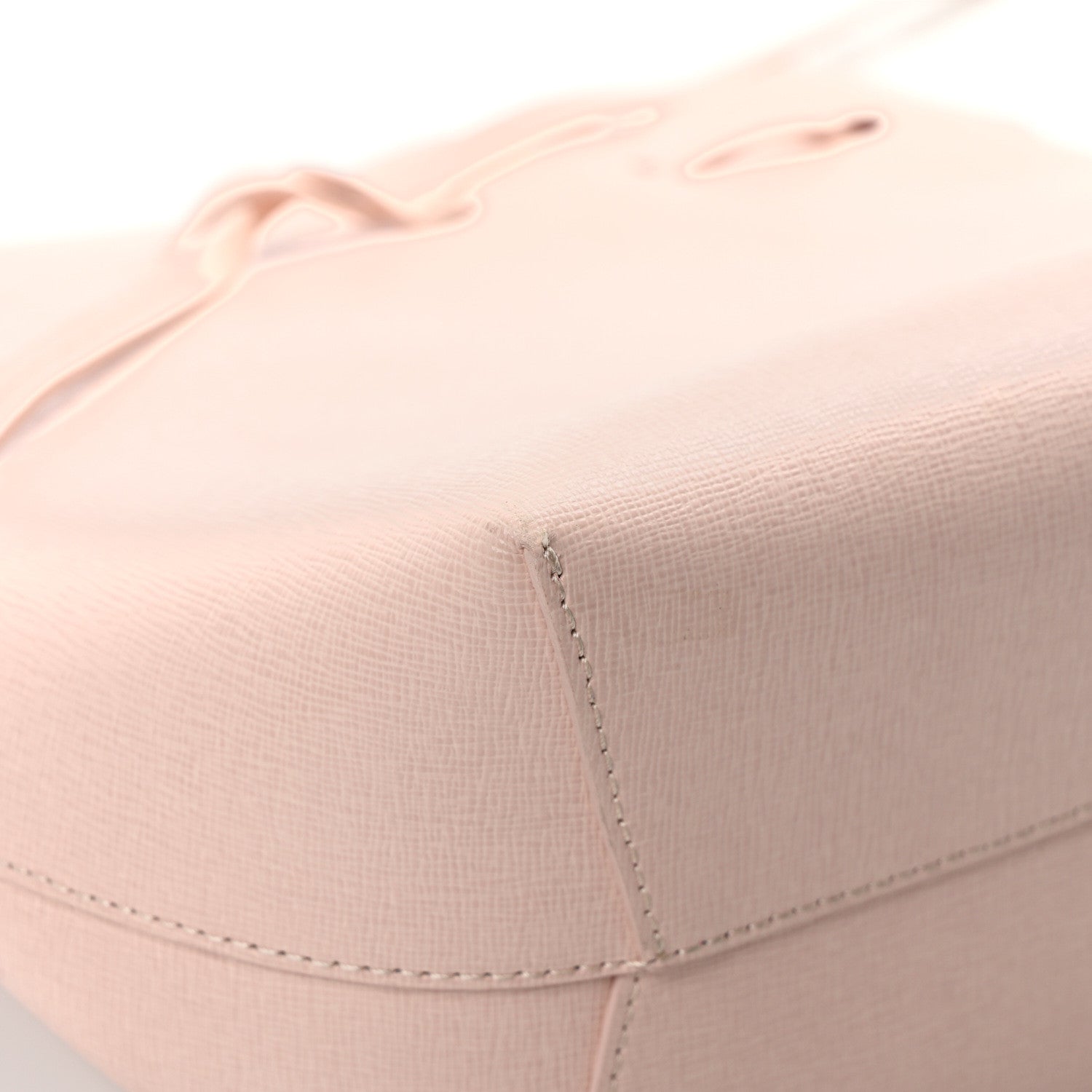 Mansur Gavriel MANSUR GAVRIEL Saffiano Mini Bucket Bag Rosa 10 of 14