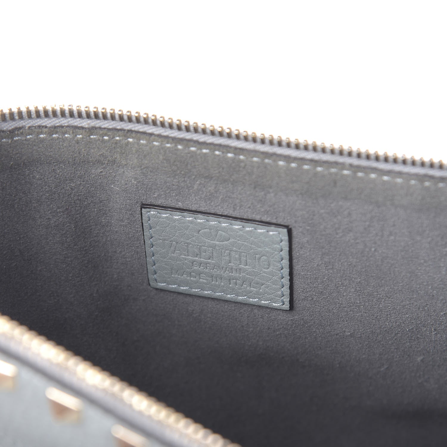Valentino Garavani Pebbled Calfskin Large Rockstud Zip Pouch Nube 8 of 10