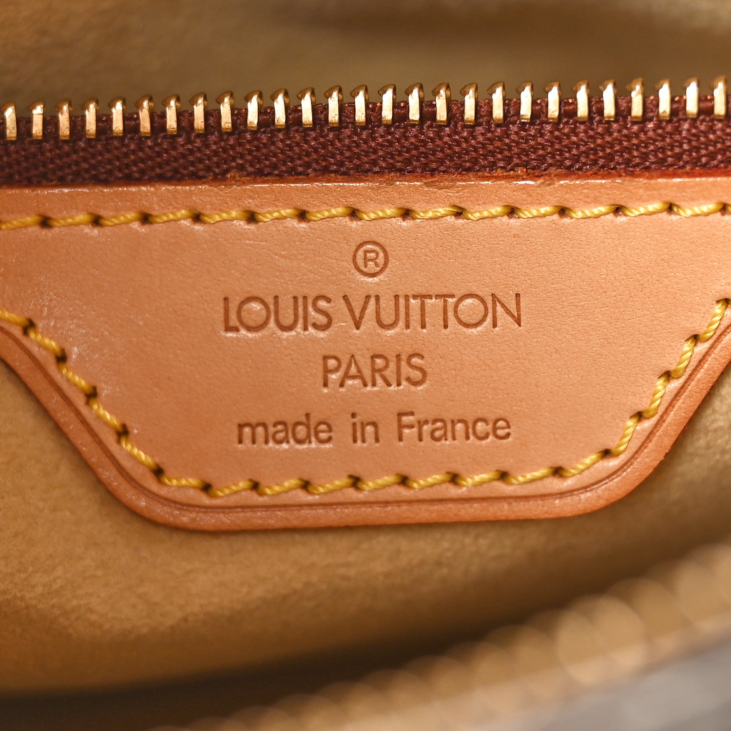 Louis Vuitton Monogram Looping MM 5 of 9
