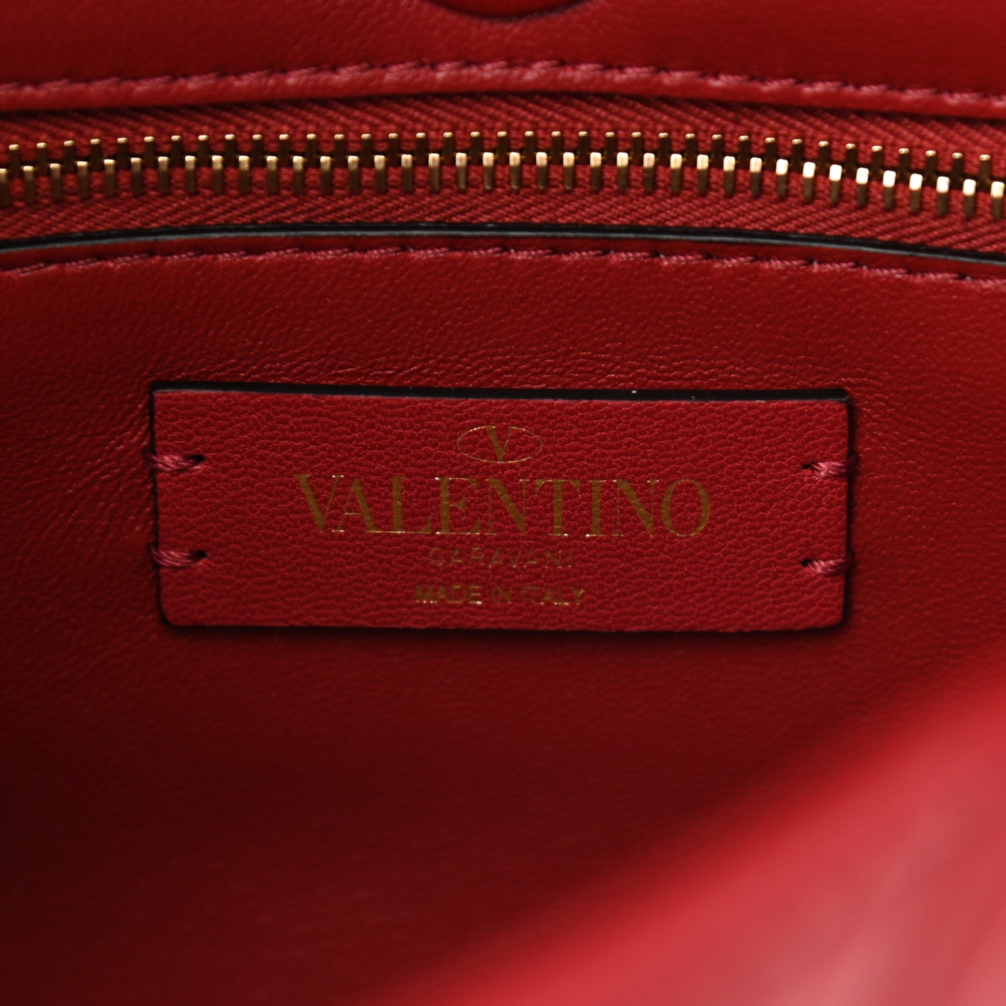 Nappa Large Roman Stud Craving Shoulder Bag Rosso