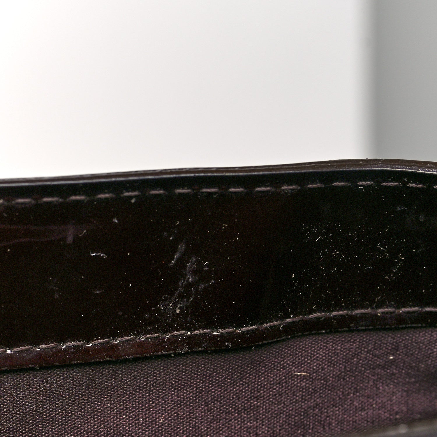 Louis Vuitton Vernis Wilshire MM Amarante 14 of 15