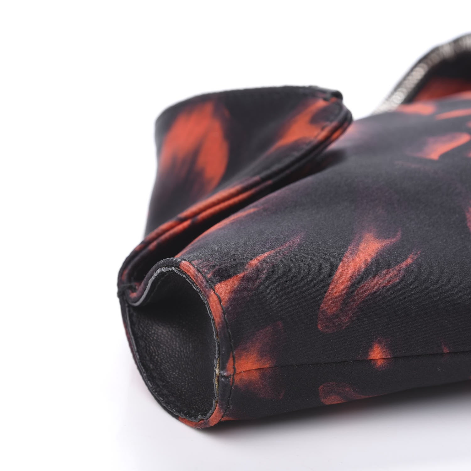 Alexander McQueen Silk Night Flowers De Manta Clutch Red Black 9 of 12