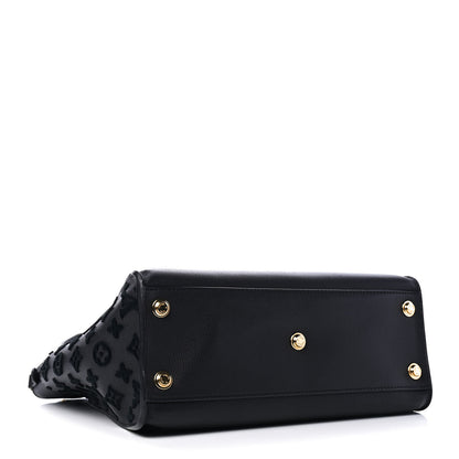 Louis Vuitton Calfskin Monogram Tufting On My Side Black 3 of 6