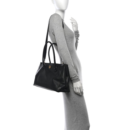 Chanel Calfskin Cerf Executive Shopper Tote Black 2 of 15