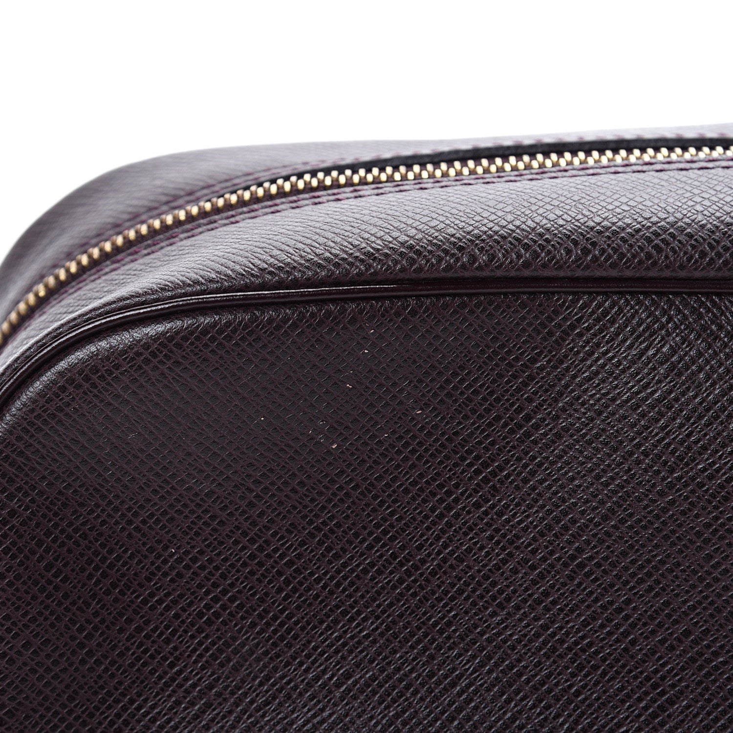 Louis Vuitton Taiga Trousse Toilette PM Acajou 11 of 12