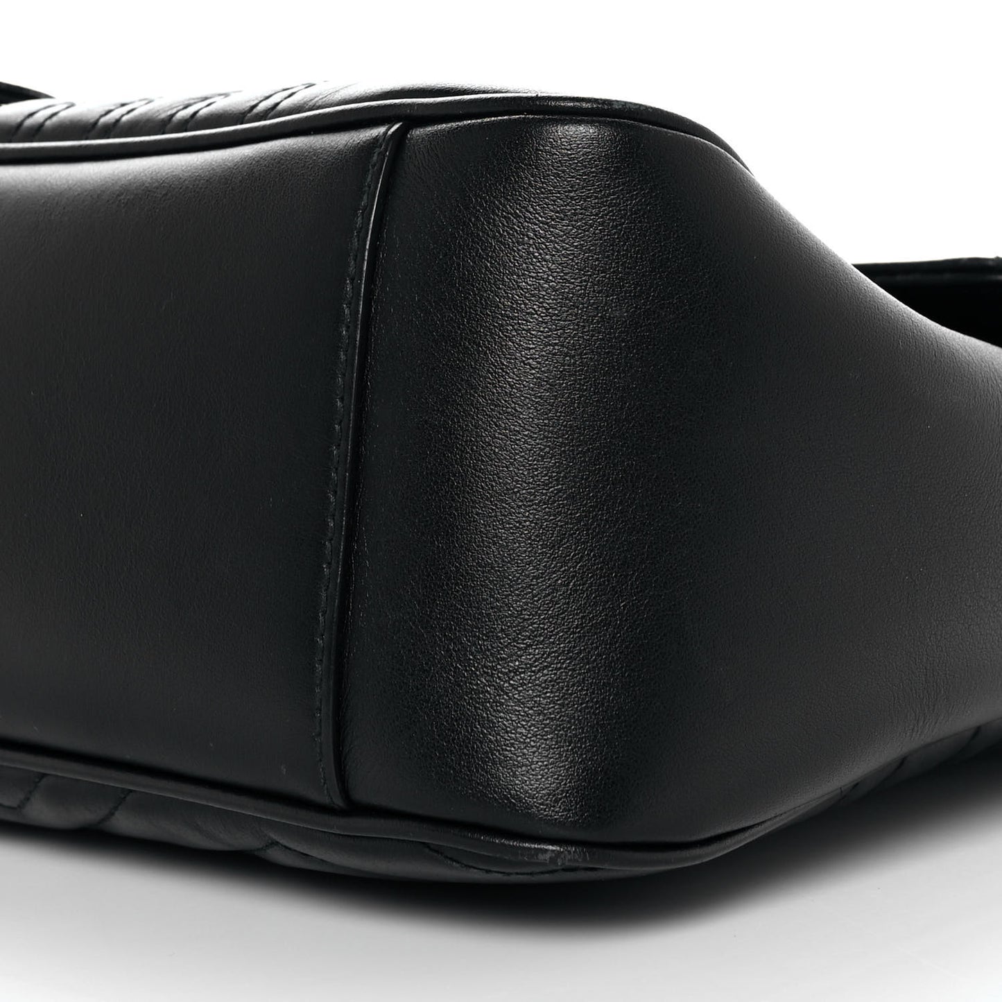 Calfskin Matelasse Large GG Marmont Shoulder Bag Black