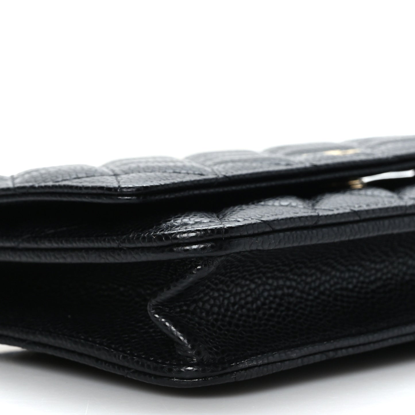 Caviar Quilted Wallet on Chain WOC Black
