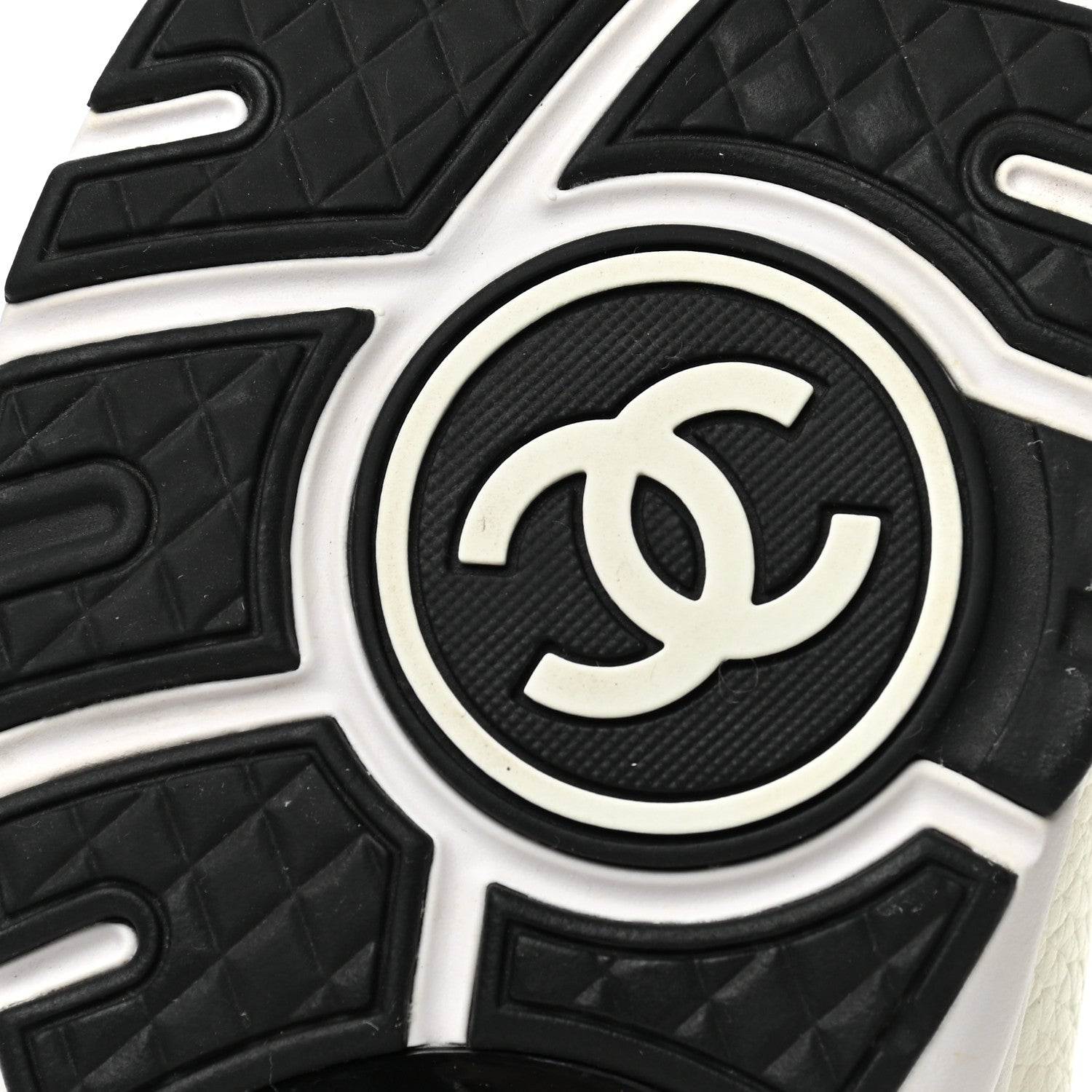 Chanel Mesh Suede Calfskin Grained Calfskin Womens CC Sneakers 40 White Black 6 of 8