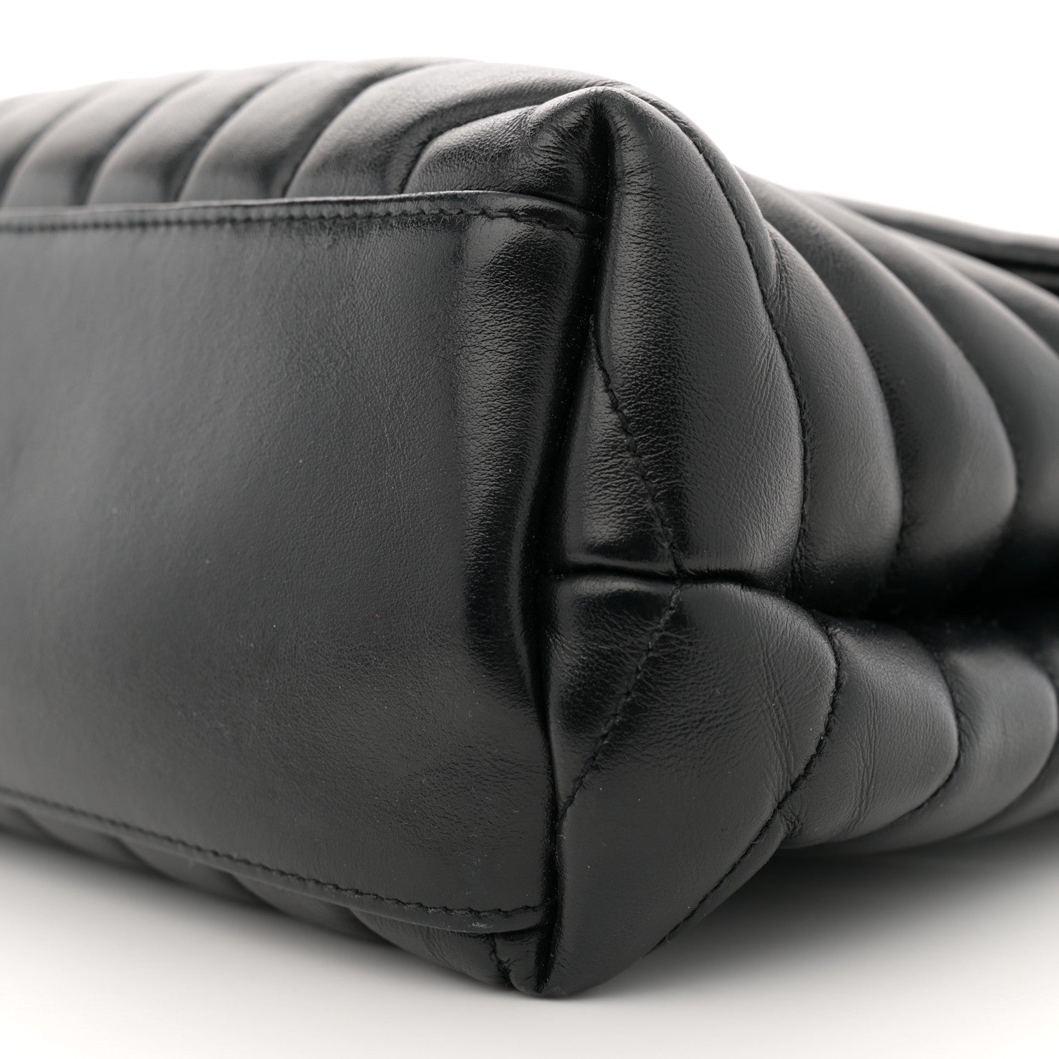 Saint Laurent Calfskin Y Quilted Monogram Monochrome Medium Loulou Chain Satchel Black 10 of 15