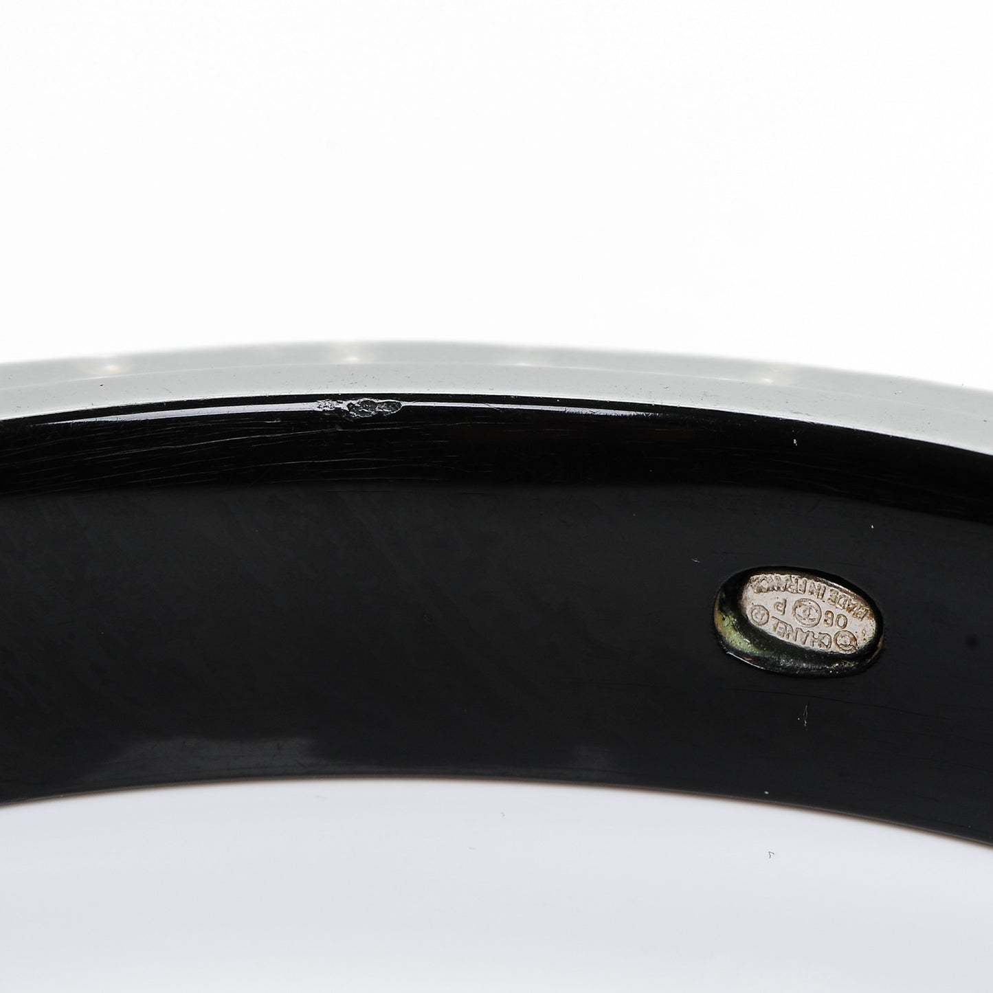 Resin Pearl Coco Bangle Black
