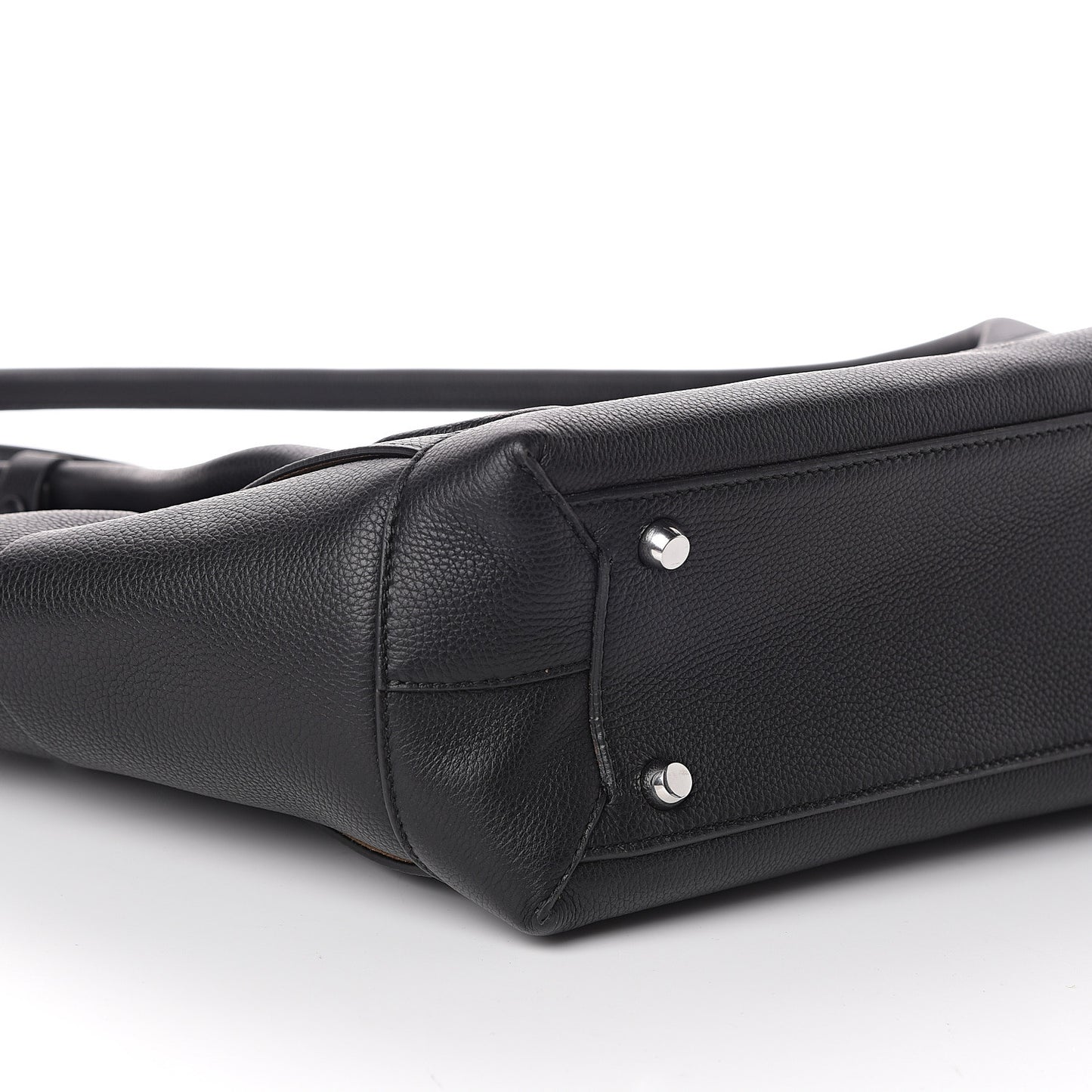 Grained Calfskin Maxi Intrecciato Medium Arco Black