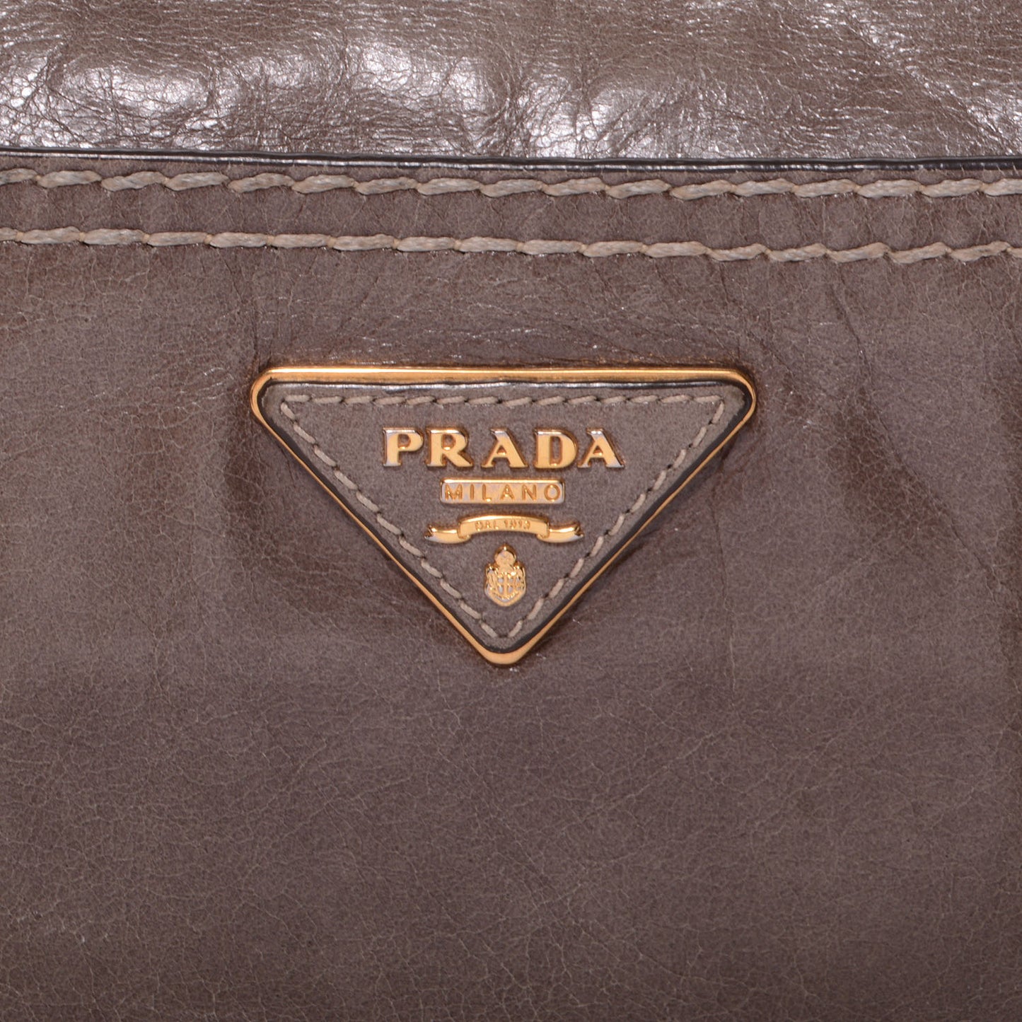 Vitello Shine Pochette Clutch Argilla
