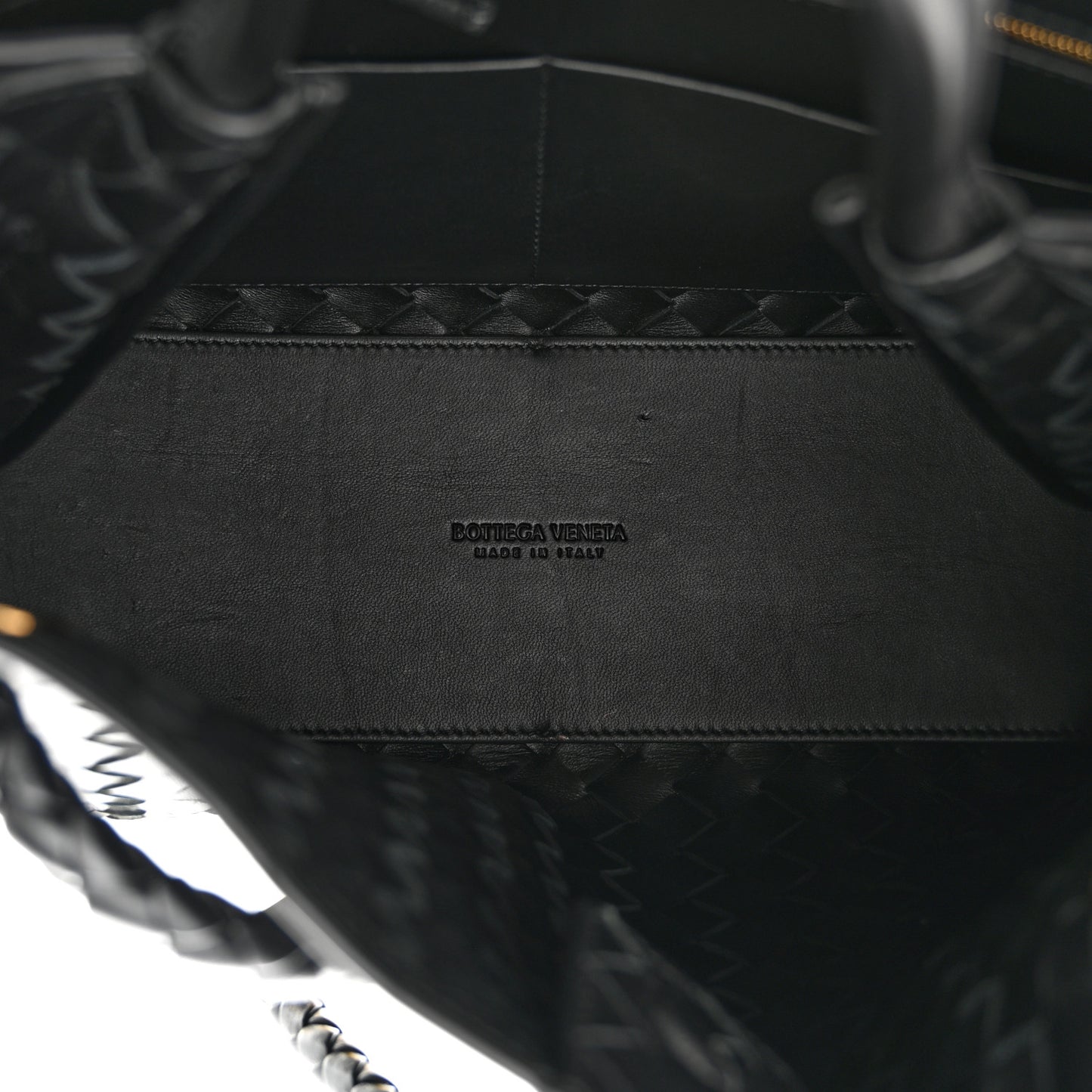 Nappa Intrecciato Medium Andiamo Shoulder Bag Black