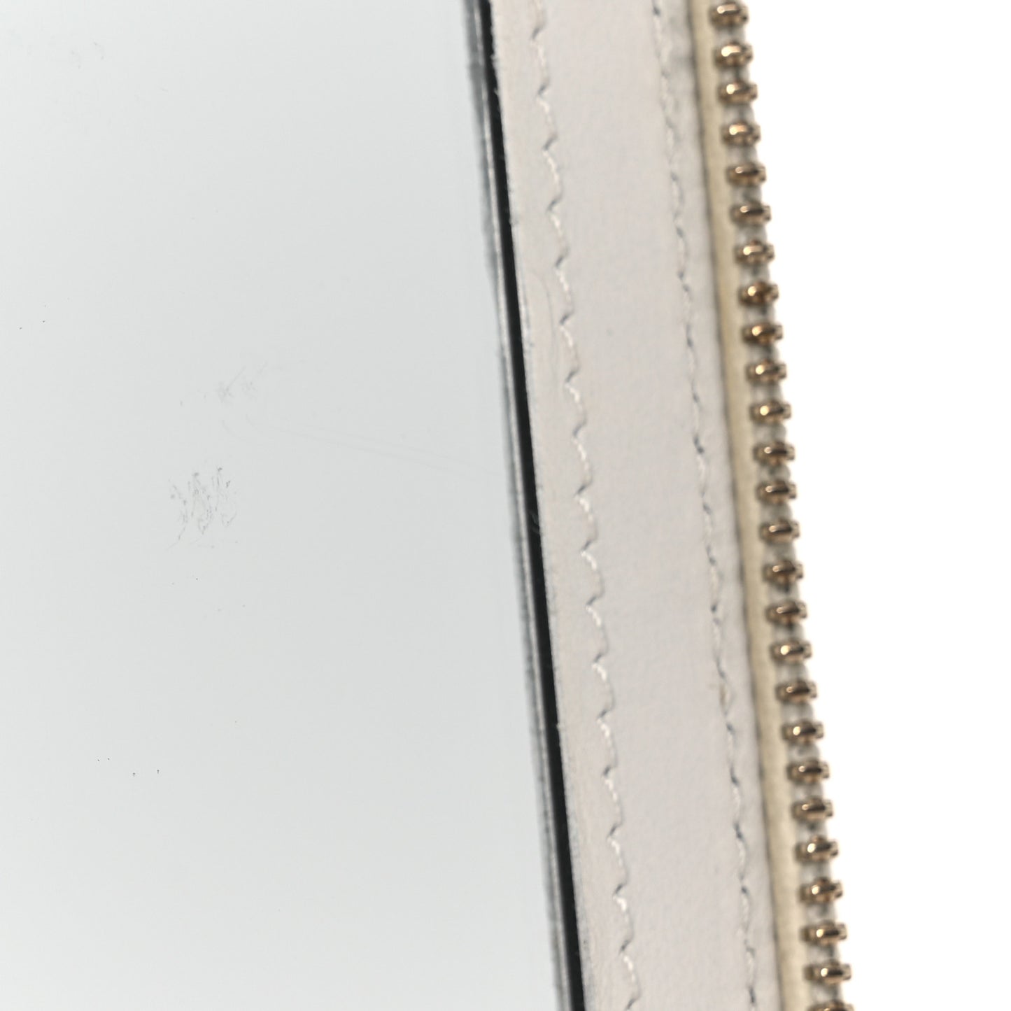 Caviar Quilted Crystal Hearts Small Vanity Case With Chain White