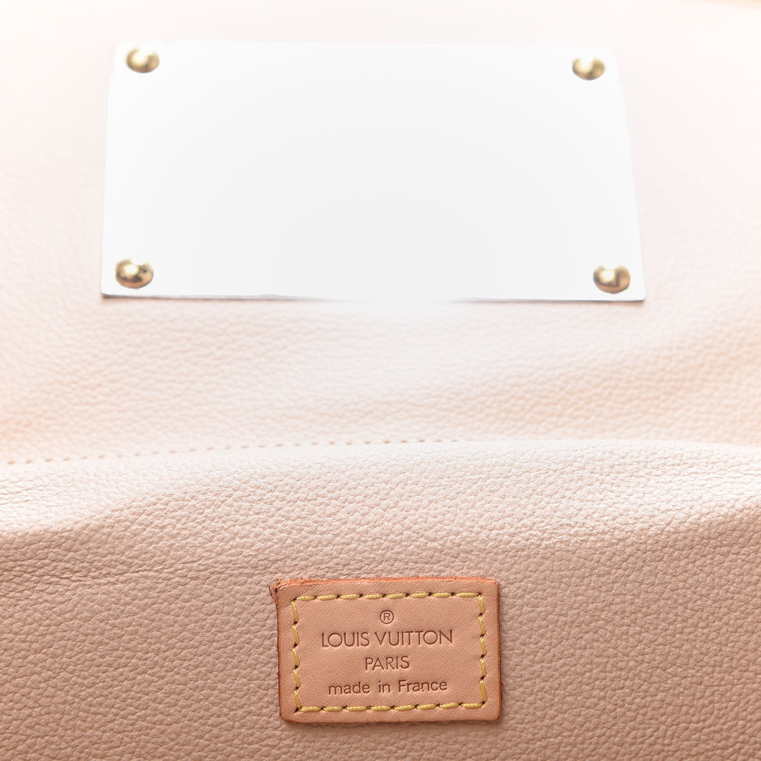 Louis Vuitton Vernis Nice Amarante 11 of 14