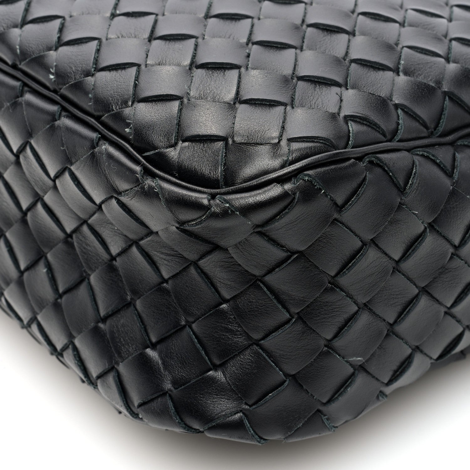 Bottega Veneta Calfskin Intrecciato Messenger Bag Black 10 of 10