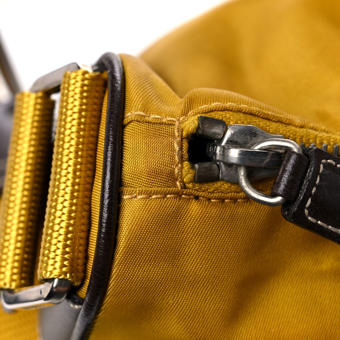 Tessuto Nylon Pocket Shoulder Bag Senape Moro