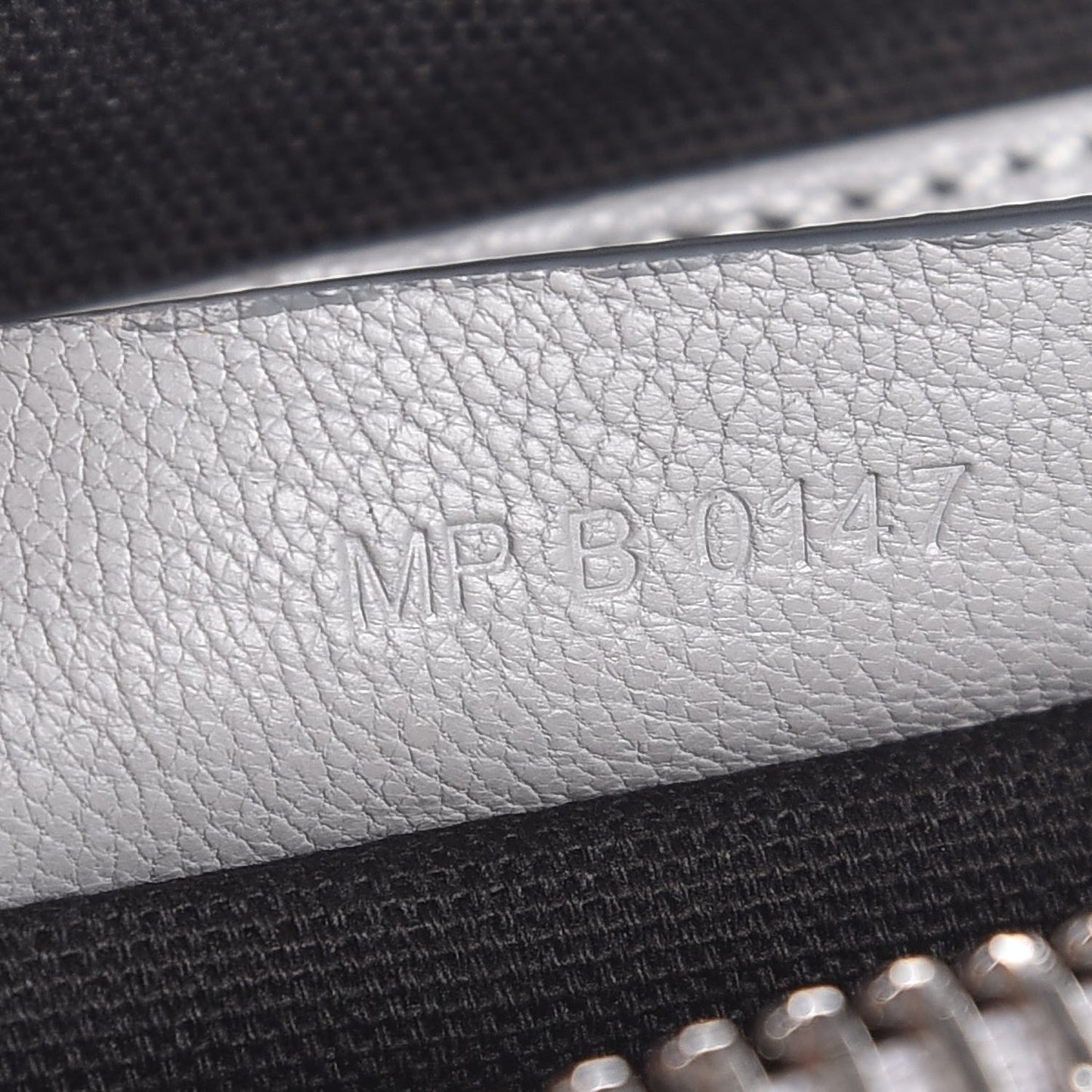 Sugar Goatskin Mini Antigona Pearl Grey