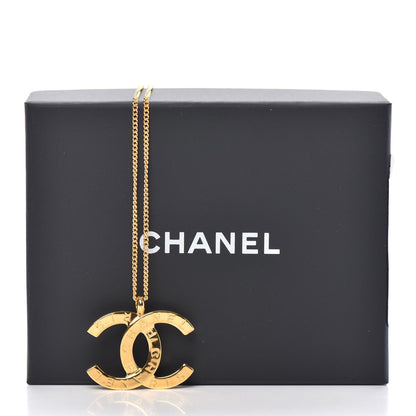 Chanel Metal CC Paris Button Necklace Gold 6 of 6