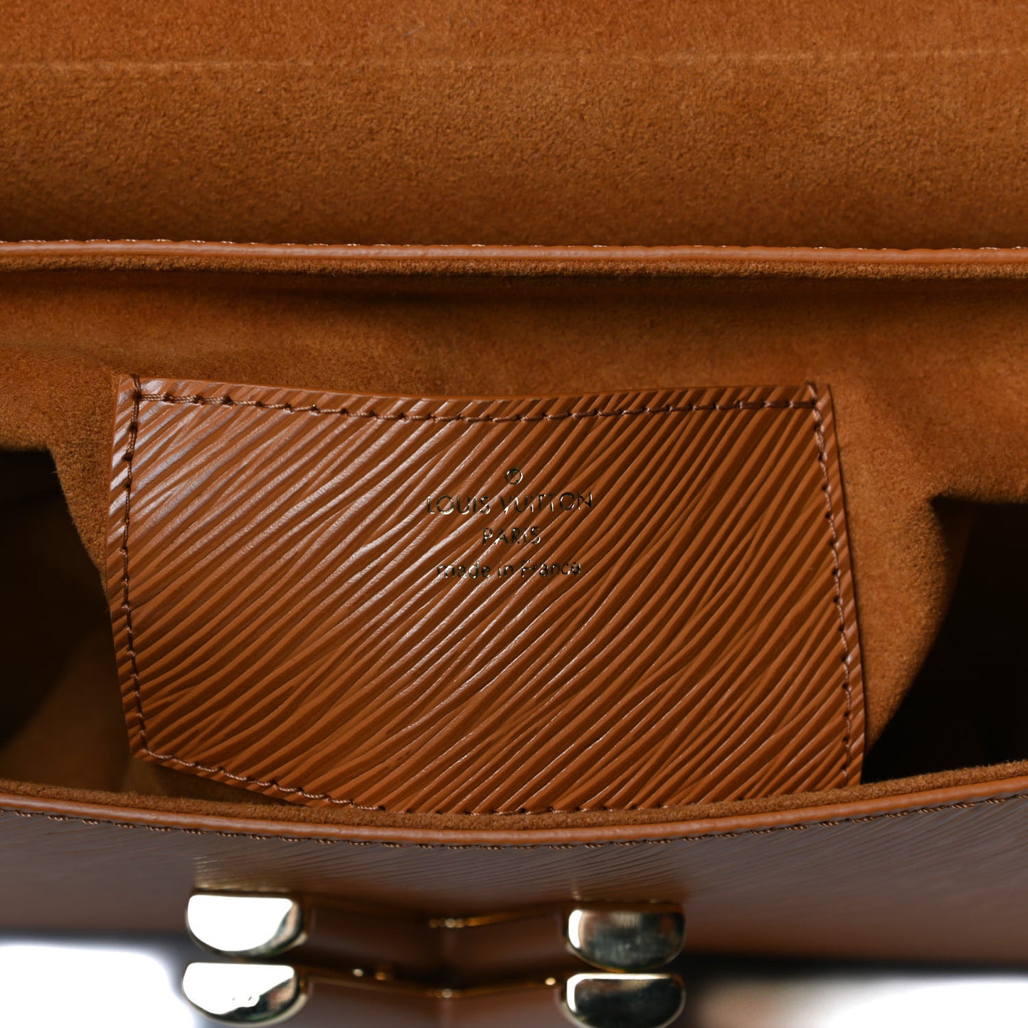 Epi Twist Shoulder Bag MM Gold Miel