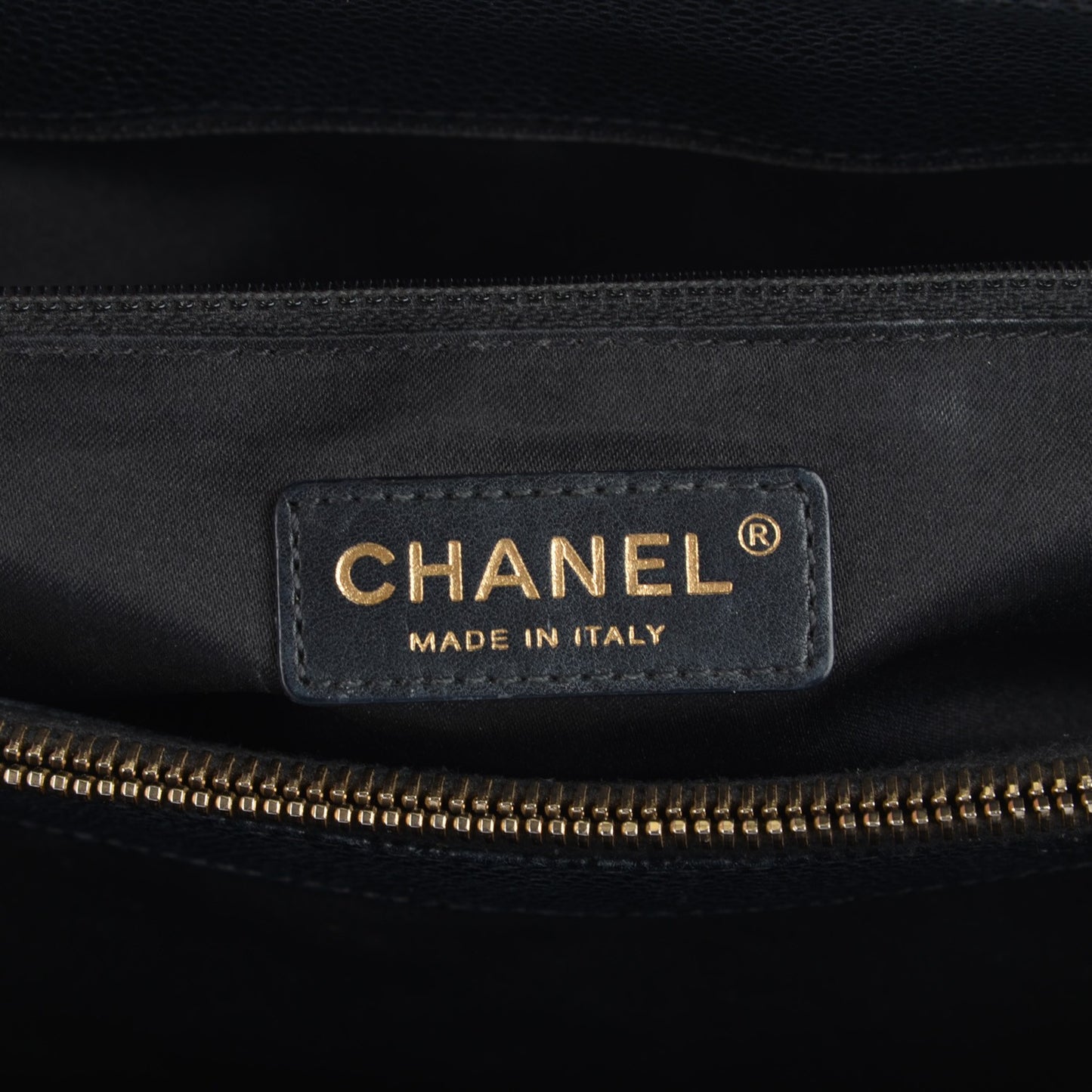 Caviar Quilted Grand Shopping Tote GST Black