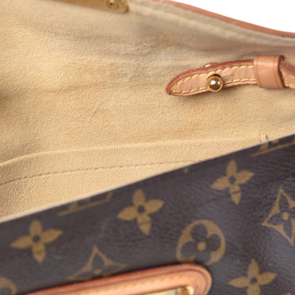 Louis Vuitton Monogram Beverly Clutch 9 of 14