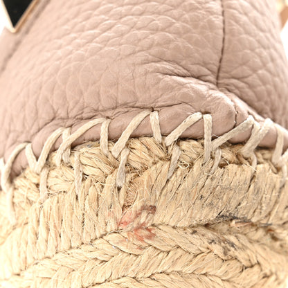 Valentino Garavani Grained Calfskin Rockstud Ankle Strap Espadrille 15/105mm Wedge Sandals 35 Rose Quartz Natural 10 of 13