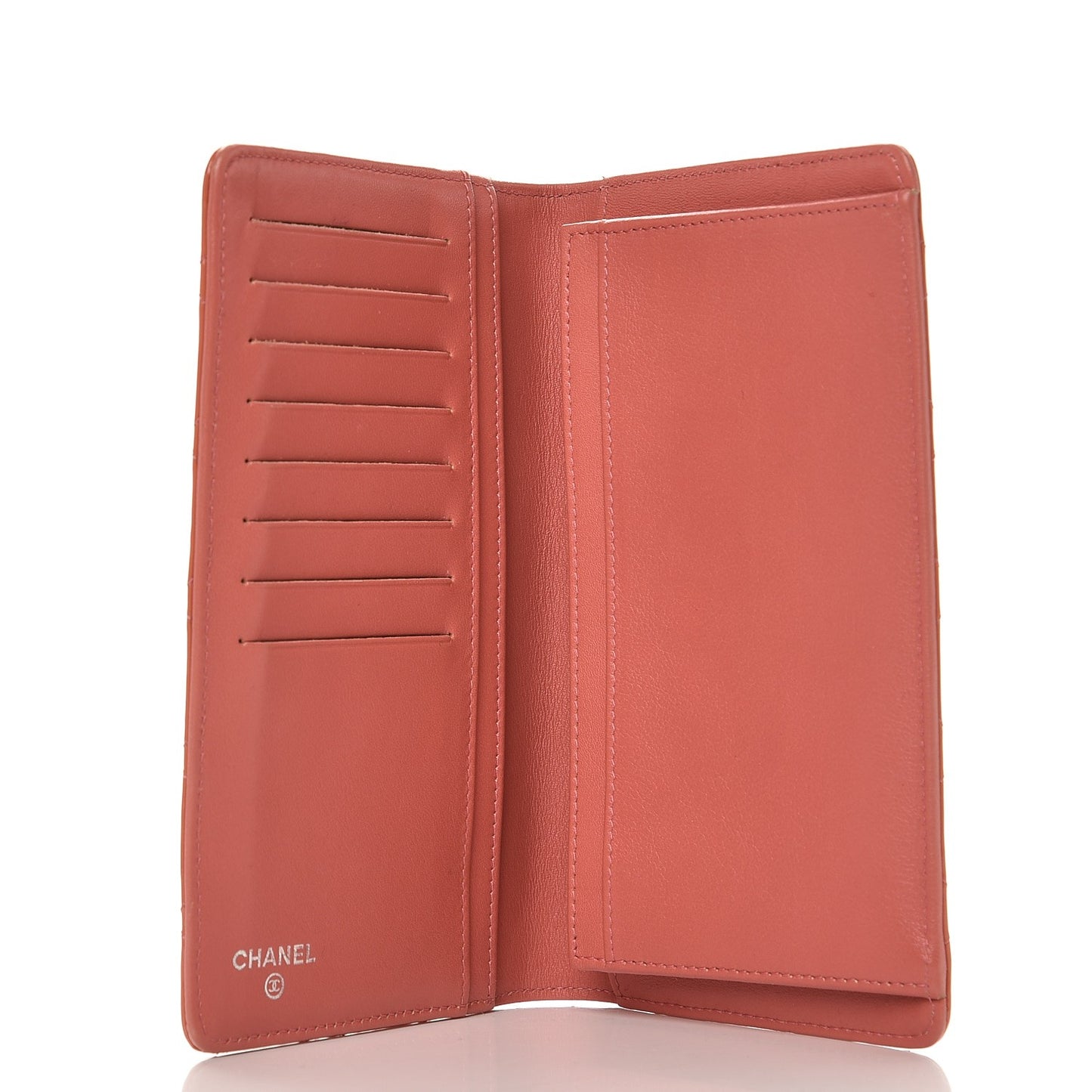 Patent Quilted Brilliant Yen Wallet Pink