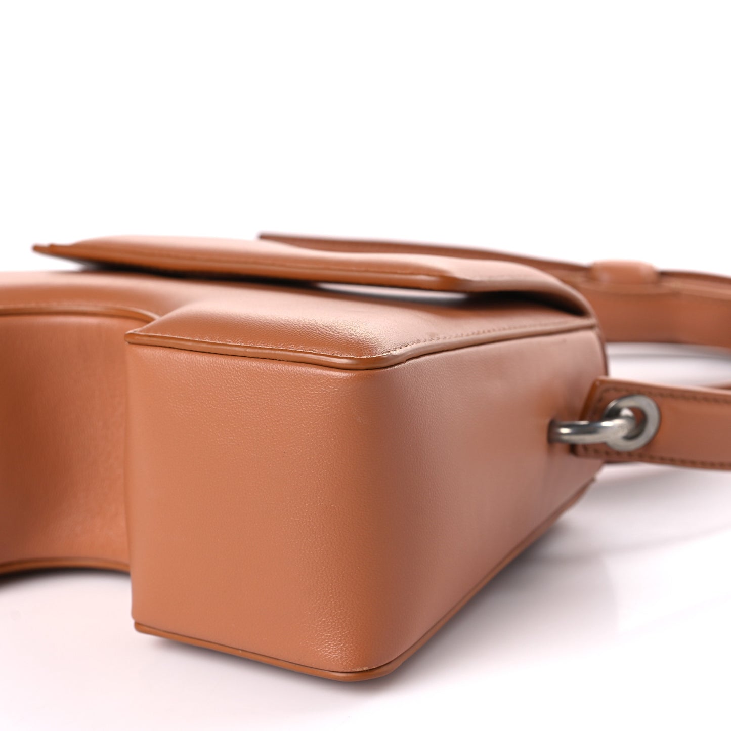 Calfskin Burrow 22 Shoulder Bag Brown