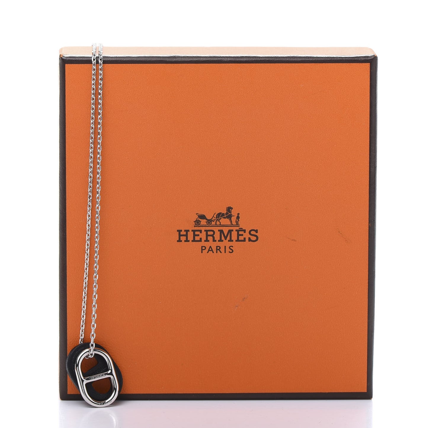 Swift O'Maillon Pendant Necklace Black