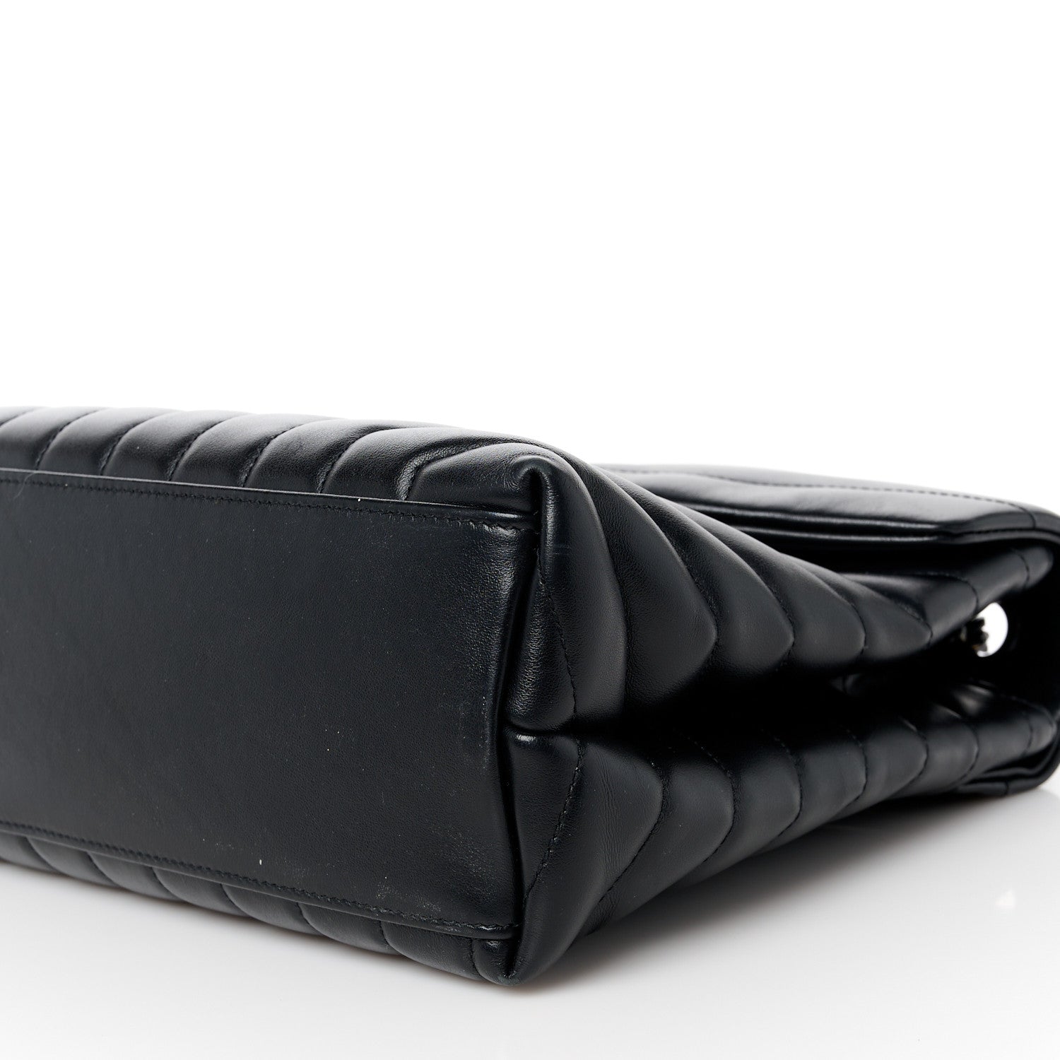 Saint Laurent Calfskin Y Quilted Monogram Monochrome Medium Loulou Chain Satchel Black 11 of 11