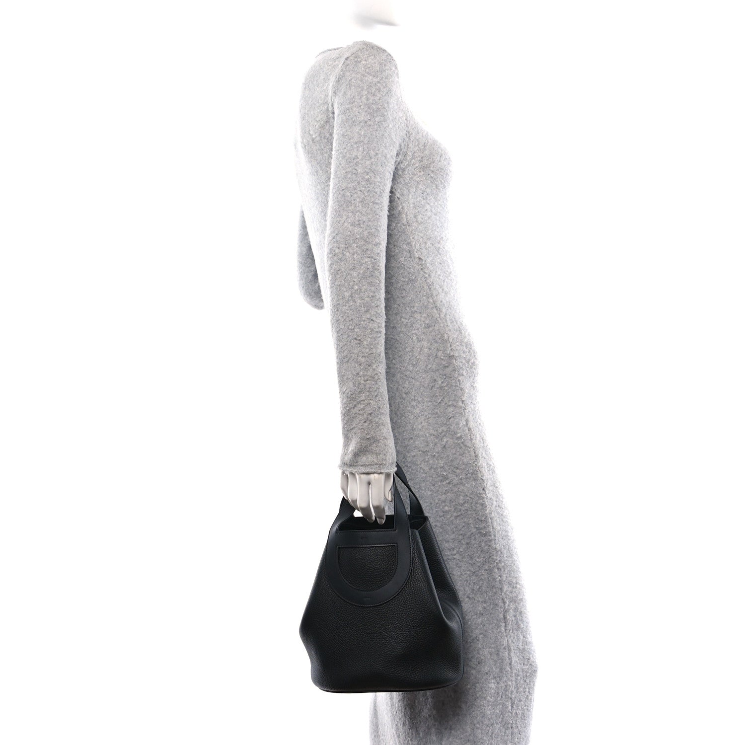 Hermes Taurillon Clemence Swift In-The-Loop 23 Bag Black 2 of 10