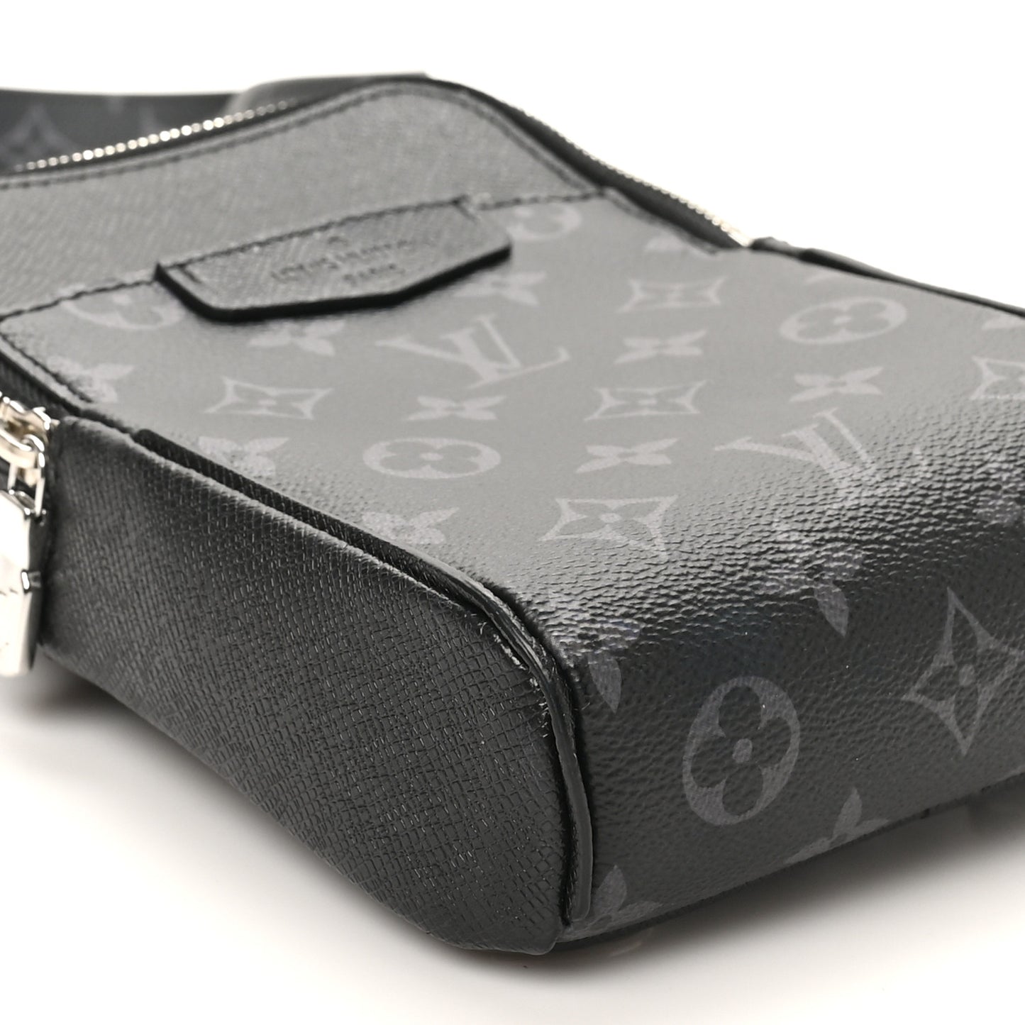Taigarama Outdoor Slingbag Black