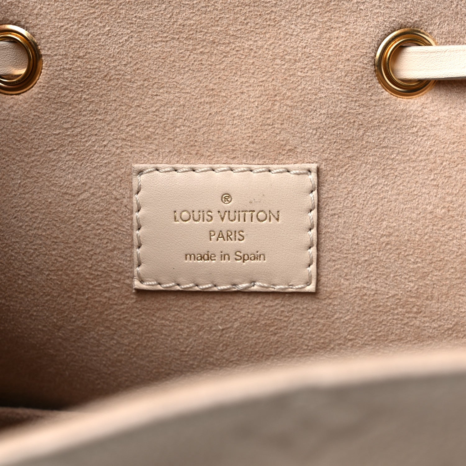 Louis Vuitton Empreinte Montsouris PM Creme 6 of 13
