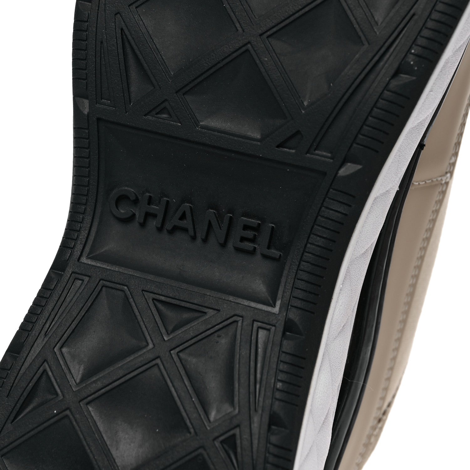 Chanel Velvet Calfskin Mixed Fibers CC Sneakers 40 Beige 7 of 9