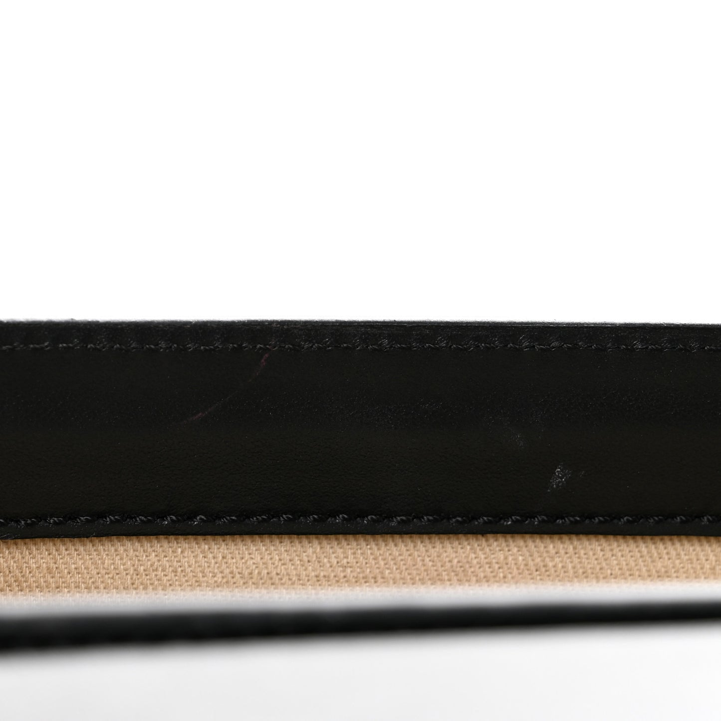 Smooth Calfskin Le Sac Rond Black