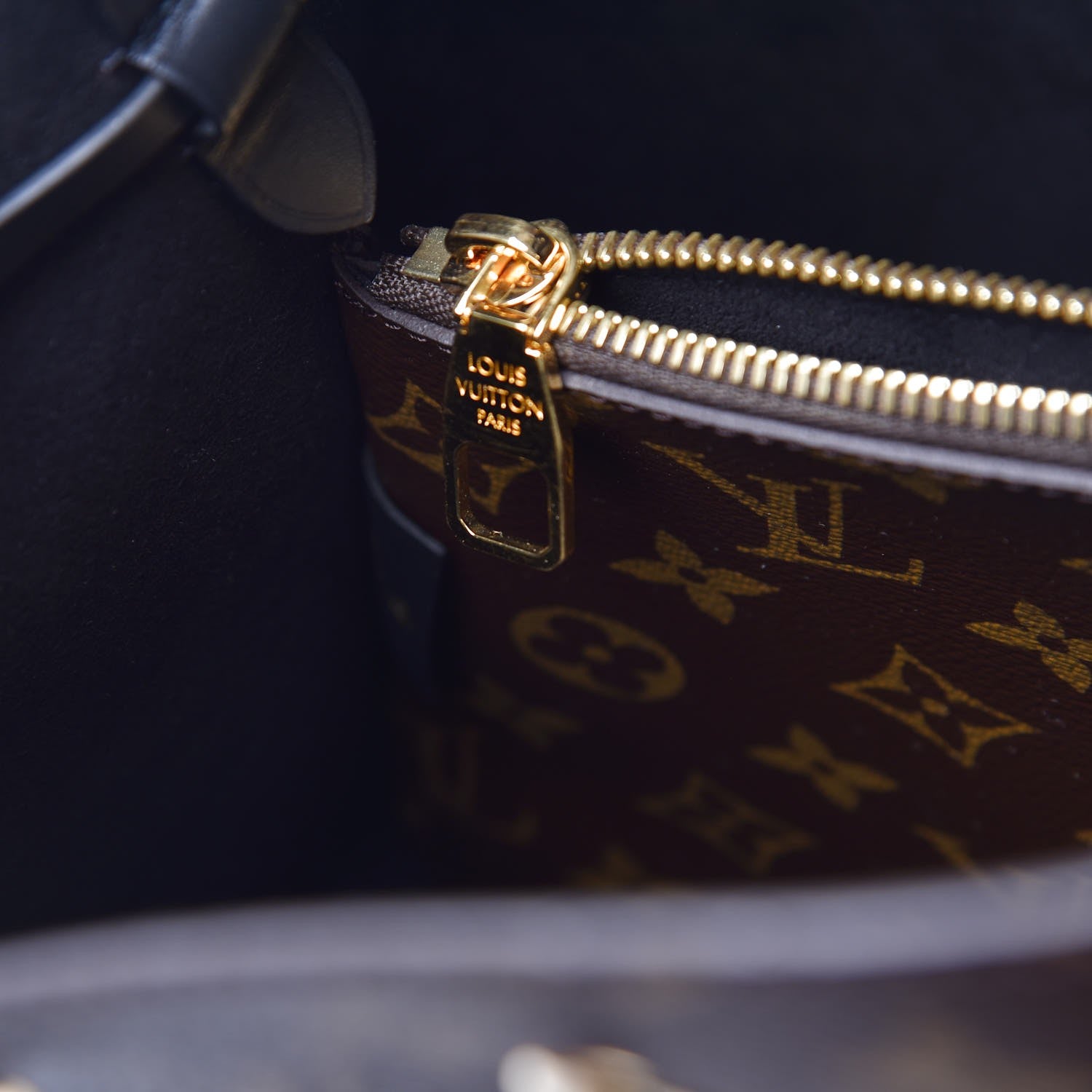 Louis Vuitton Monogram Neonoe MM Black 6 of 7