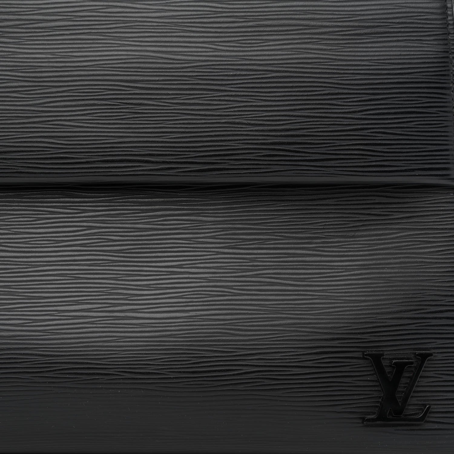 Louis Vuitton Epi Cluny MM Black 7 of 13