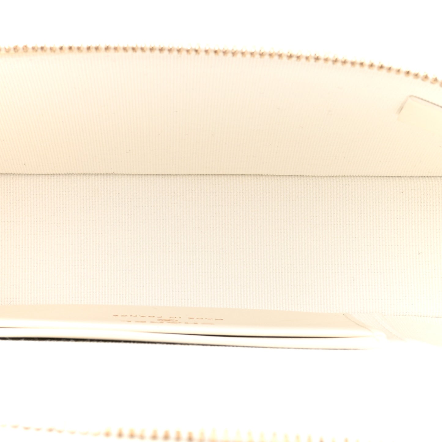 Caviar Quilted Top Handle Slim Vanity With Chain White