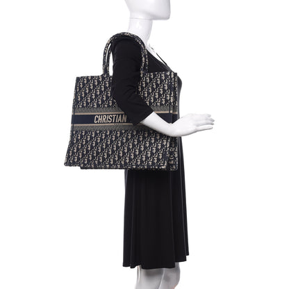 Christian Dior Oblique Book Tote Blue Multicolor 2 of 9