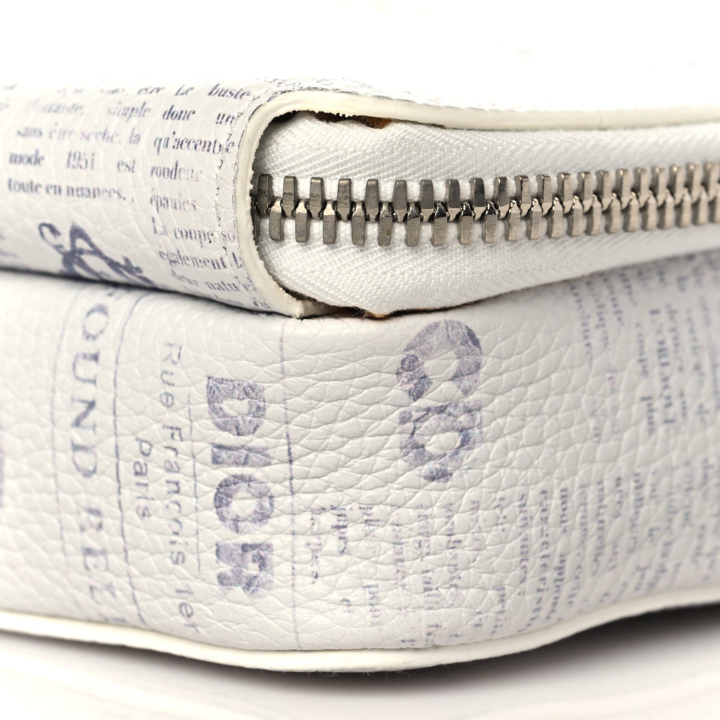 X DANIEL ARSHAM Grained Calfskin Newspaper Messenger White