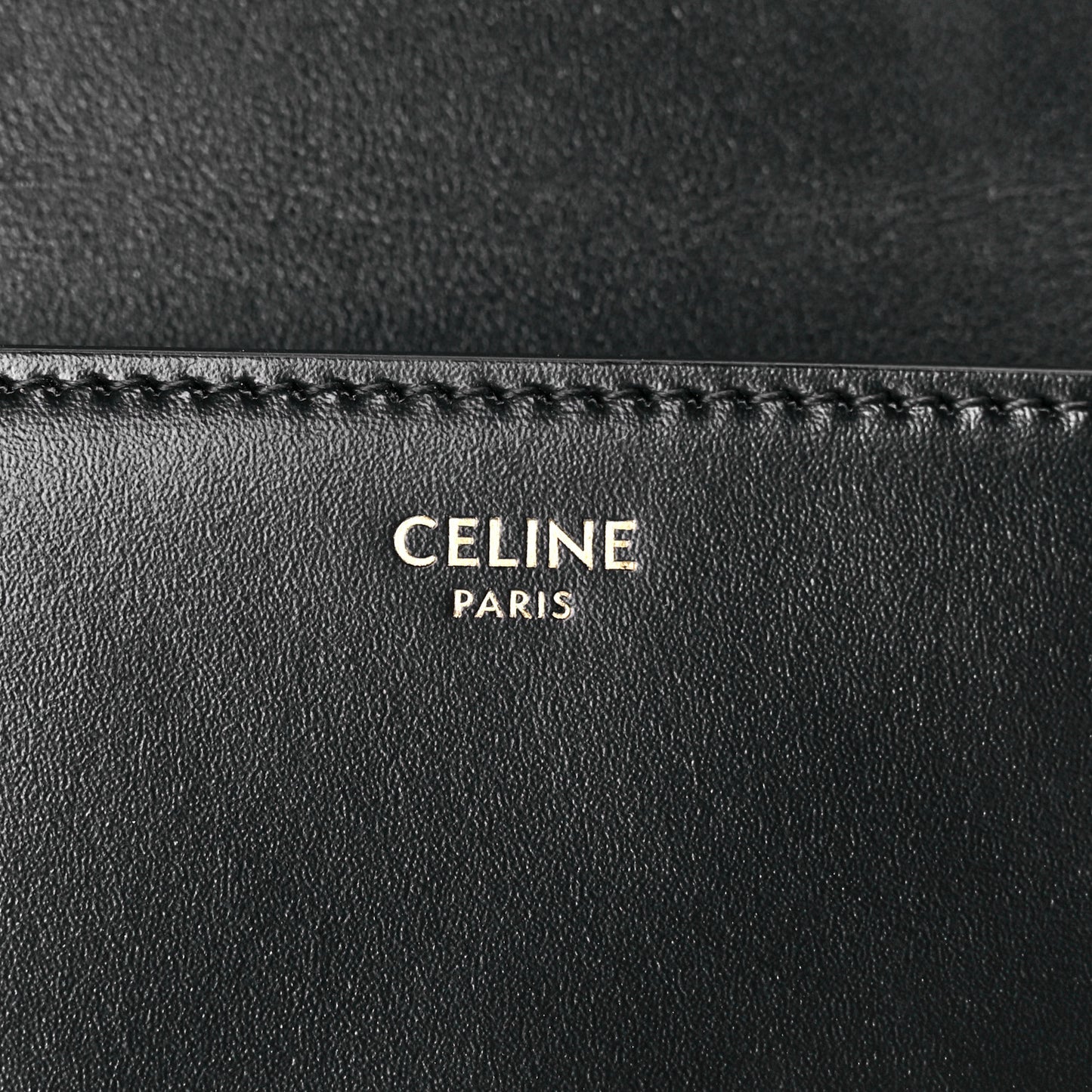 Shiny Calfskin Cuir Triomphe Chain Shoulder Bag Black